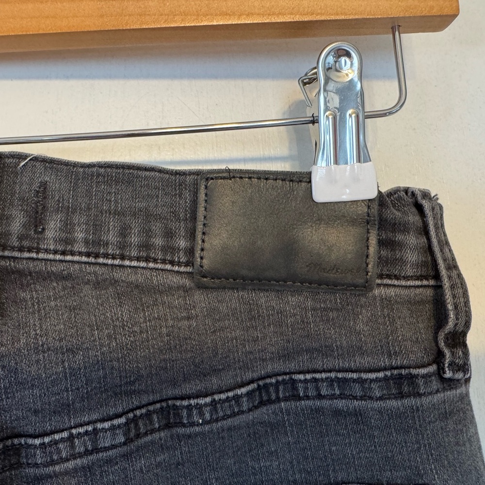 Women’s Madewell Black Ankle Jeans - Picture 9 of 11
